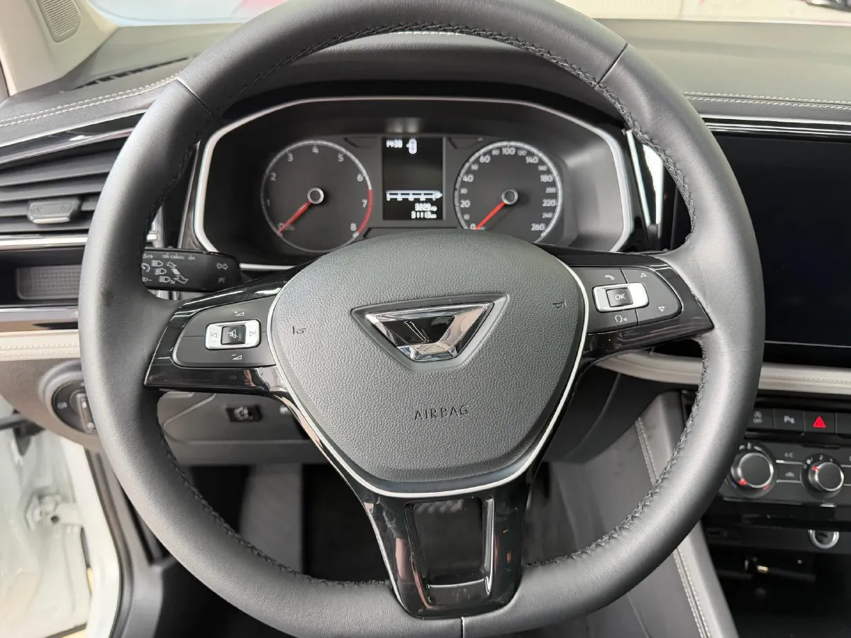 2022 Jetta VS5 1.4T 150HP L4 6AT,autocango,china used car exporter,china ev exporter,chinese used car exporter,chinese used ev exporter