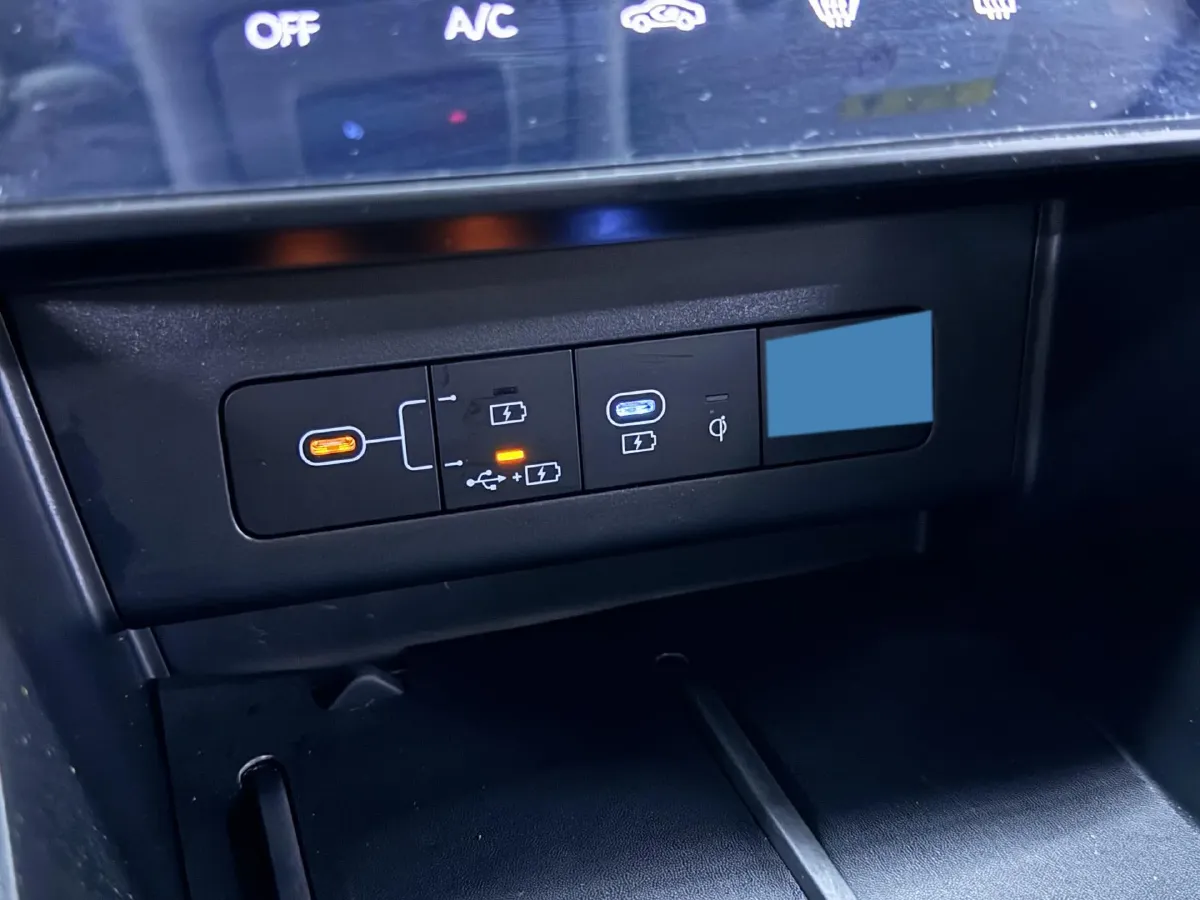 2024 Hyundai Sonata 1.5T 170HP L4 8AT,autocango,china used car exporter,china ev exporter,chinese used car exporter,chinese used ev exporter