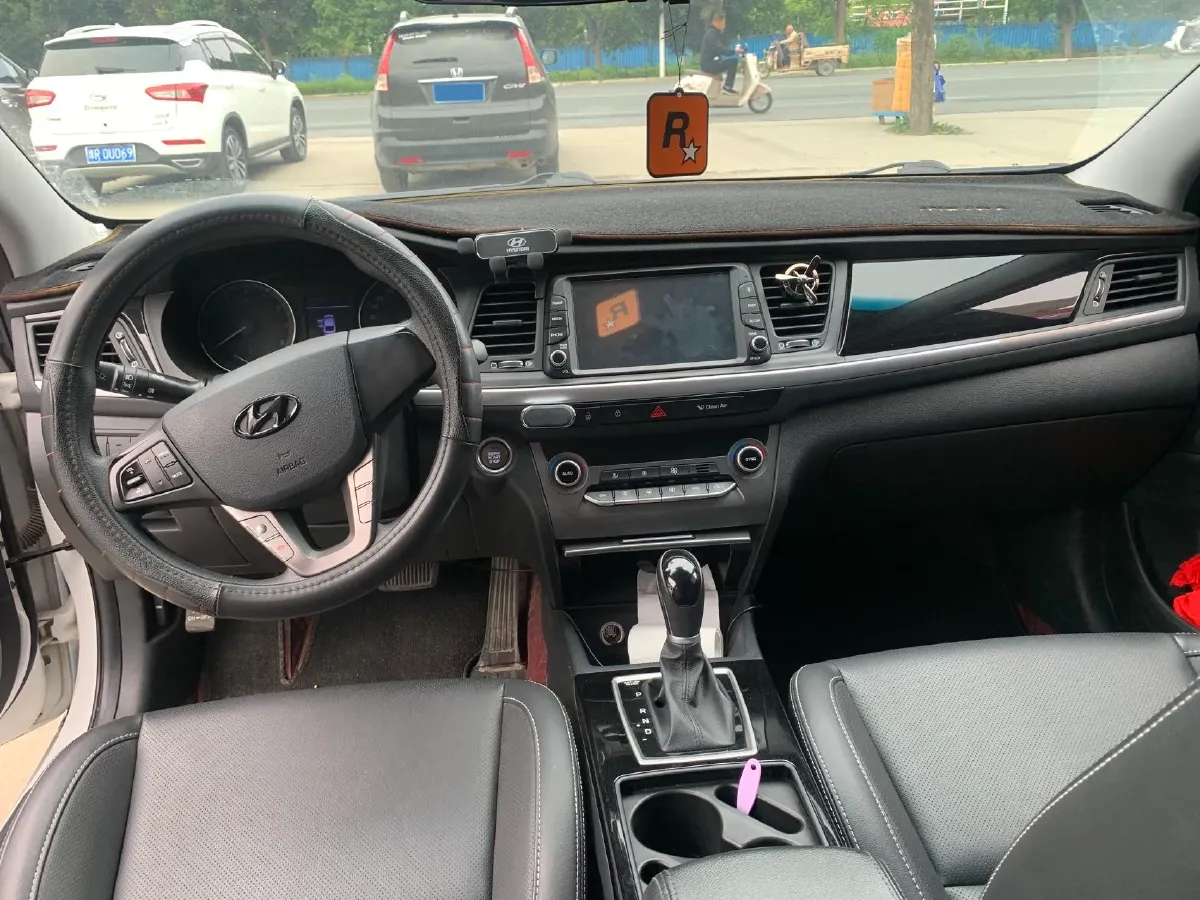 2017 Hyundai Mistra 1.6T 175HP L4 7DCT,autocango,china used car exporter,china ev exporter,chinese used car exporter,chinese used ev exporter