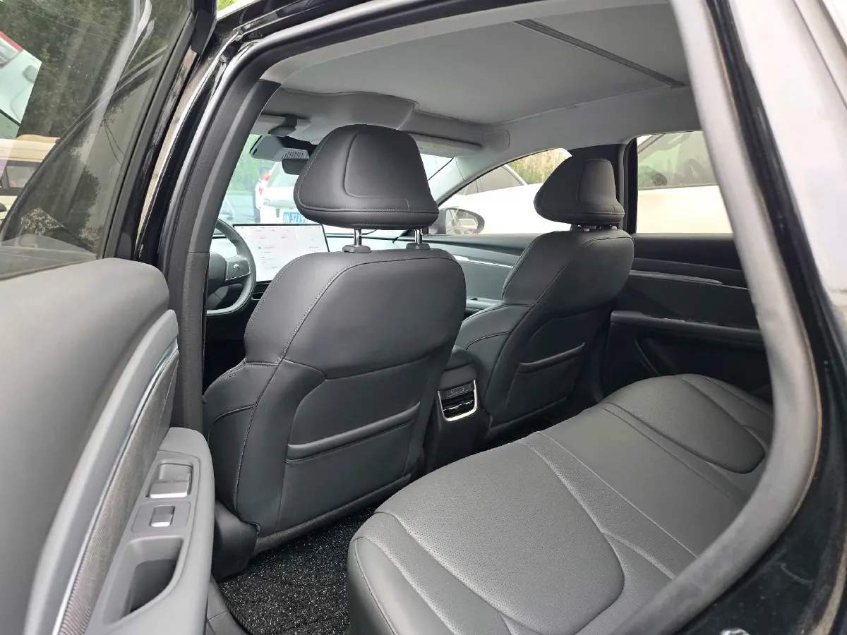 2024 Xpeng MONA M03 BEV 62.2KWH,autocango,china used car exporter,china ev exporter,chinese used car exporter,chinese used ev exporter