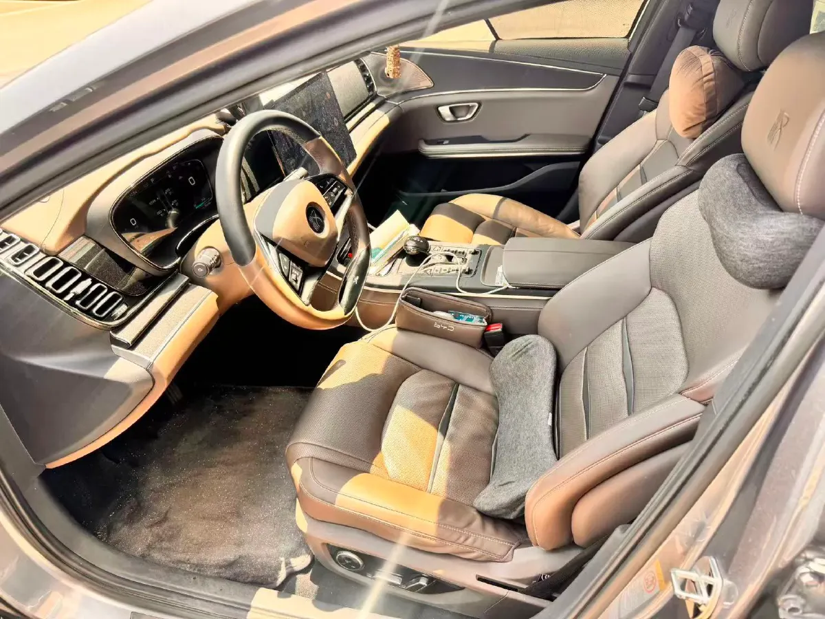 2020 WEY VV7 2.0T 227HP L4 7DCT PHEV,autocango,china used car exporter,china ev exporter,chinese used car exporter,chinese used ev exporter