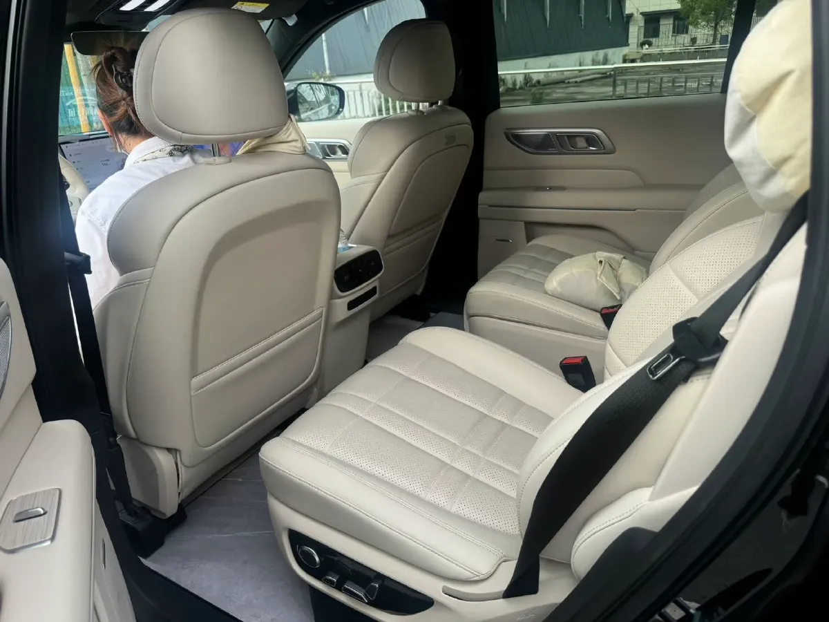 2025 Deepal S09 REEV 150HP REEV,autocango,china used car exporter,china ev exporter,chinese used car exporter,chinese used ev exporter