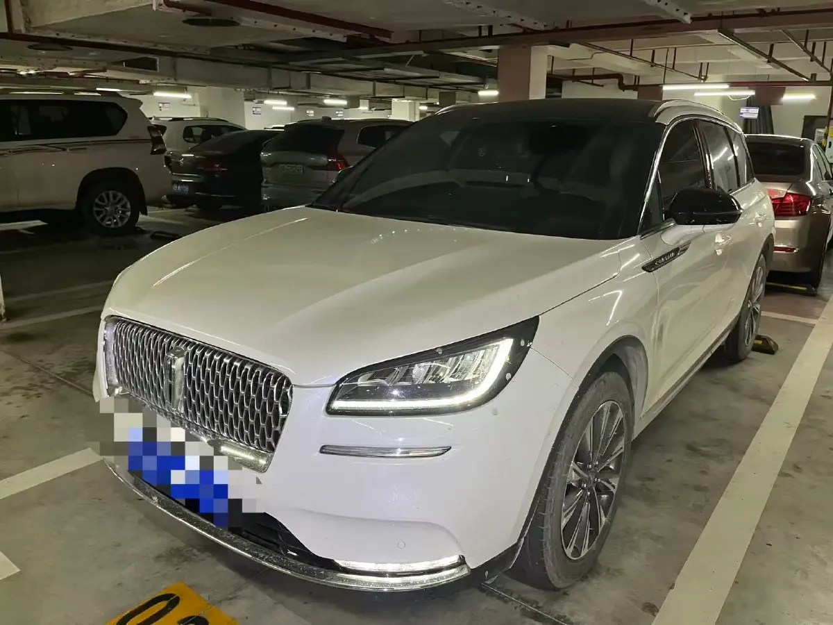 2022 Lincoln Corsair 2.0T 245HP L4 8AT,autocango,china used car exporter,china ev exporter,chinese used car exporter,chinese used ev exporter