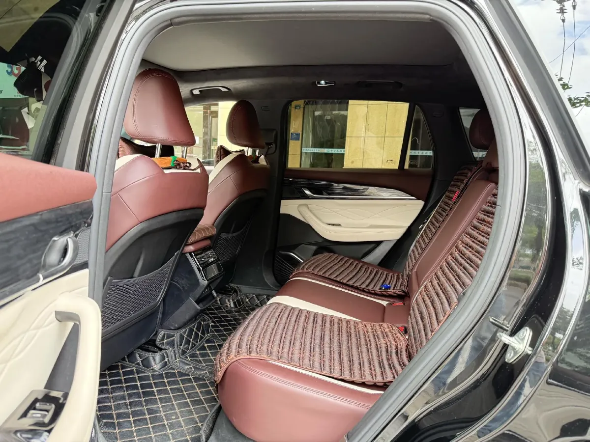 2021 Geely Monjaro 2.0T 218HP L4 7DCT,autocango,china used car exporter,china ev exporter,chinese used car exporter,chinese used ev exporter