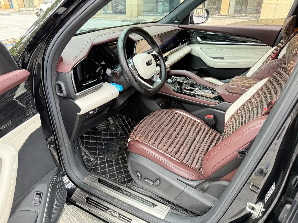 2021 Geely Monjaro 2.0T 218HP L4 7DCT,autocango,china used car exporter,china ev exporter,chinese used car exporter,chinese used ev exporter