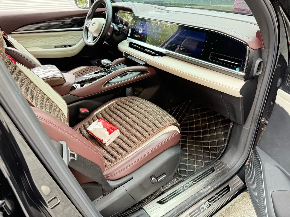 2021 Geely Monjaro 2.0T 218HP L4 7DCT,autocango,china used car exporter,china ev exporter,chinese used car exporter,chinese used ev exporter