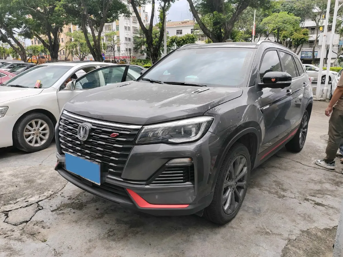 2023 ChangAn CS75 1.5T 188HP L4 7DCT,autocango,china used car exporter,china ev exporter,chinese used car exporter,chinese used ev exporter