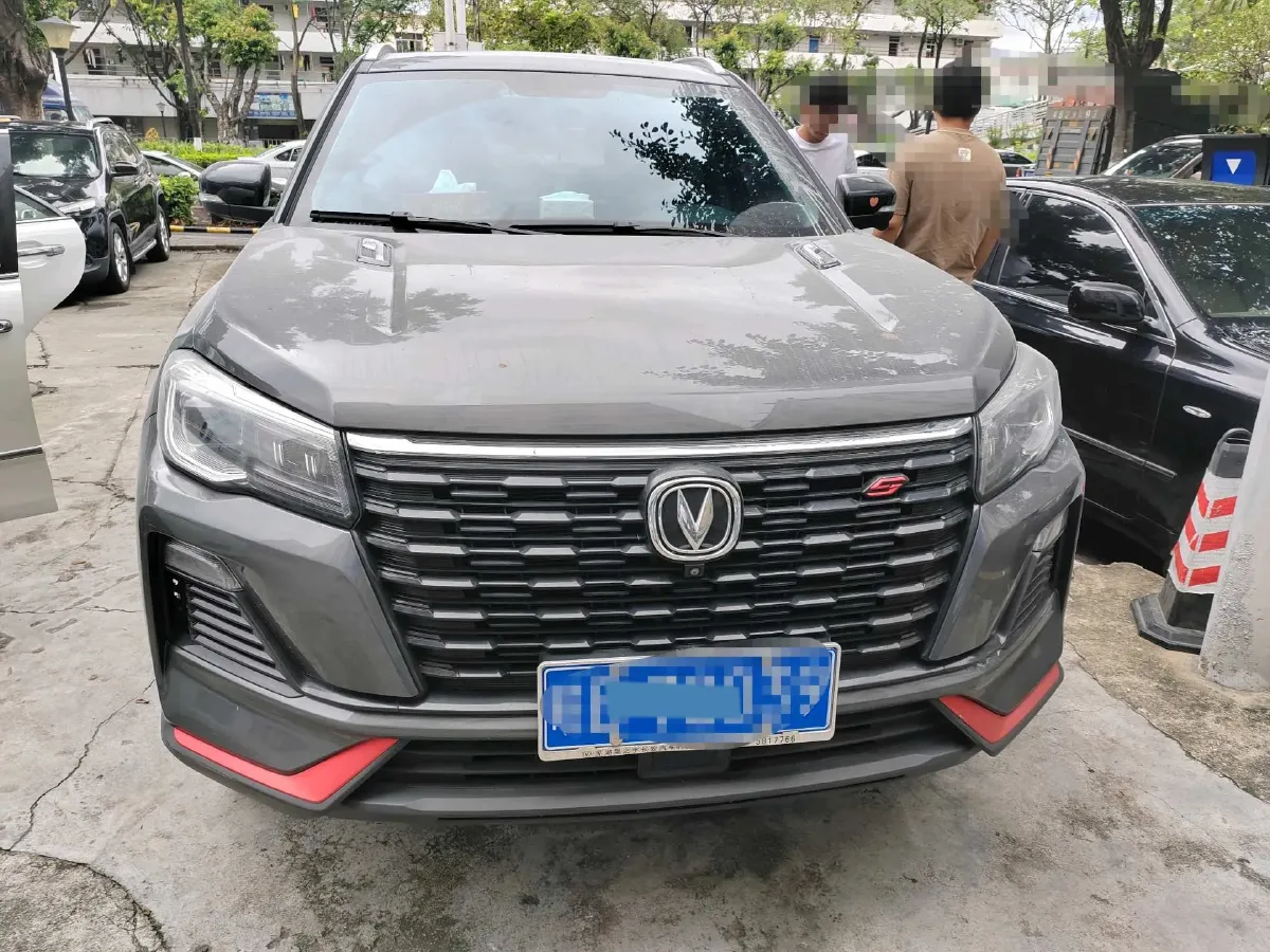 2023 ChangAn CS75 1.5T 188HP L4 7DCT,autocango,china used car exporter,china ev exporter,chinese used car exporter,chinese used ev exporter