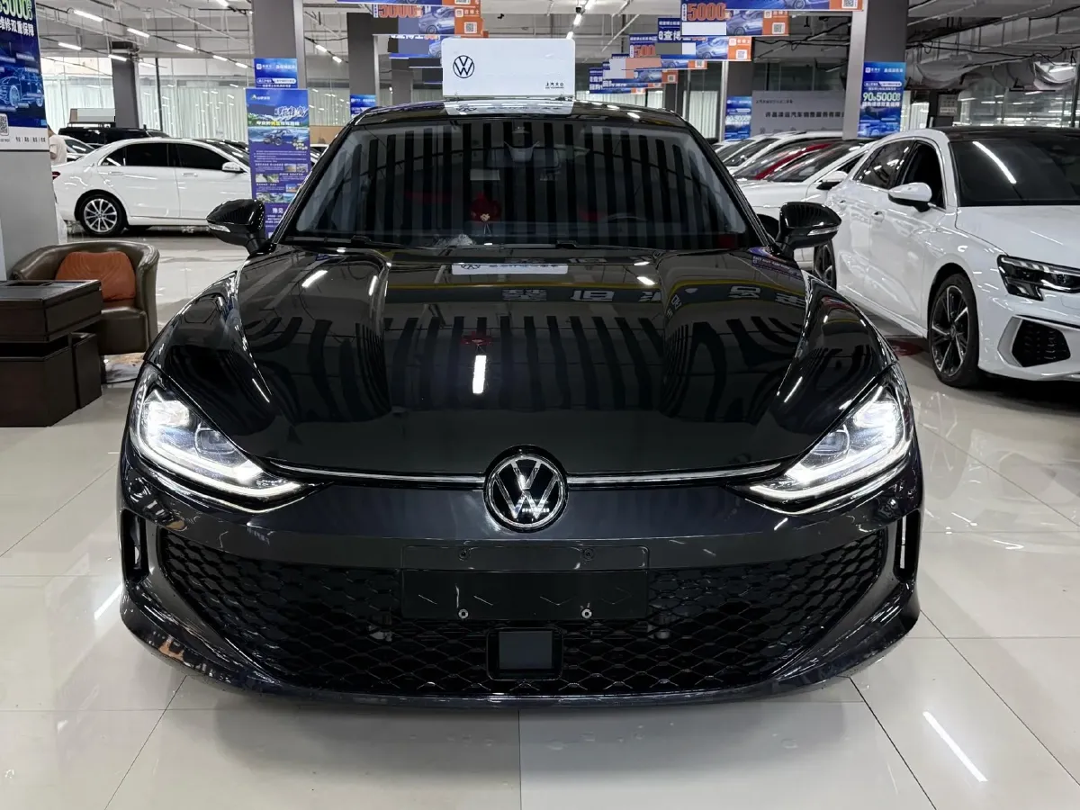 2023 Volkswagen Lamando 1.4T 150HP L4 7DCT,autocango,china used car exporter,china ev exporter,chinese used car exporter,chinese used ev exporter