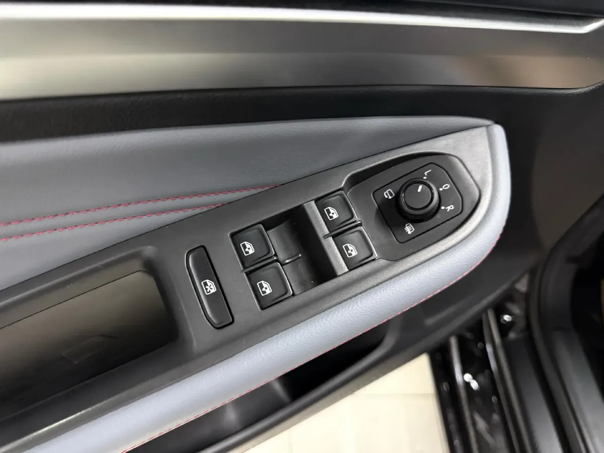 2023 Volkswagen Lamando 1.4T 150HP L4 7DCT,autocango,china used car exporter,china ev exporter,chinese used car exporter,chinese used ev exporter
