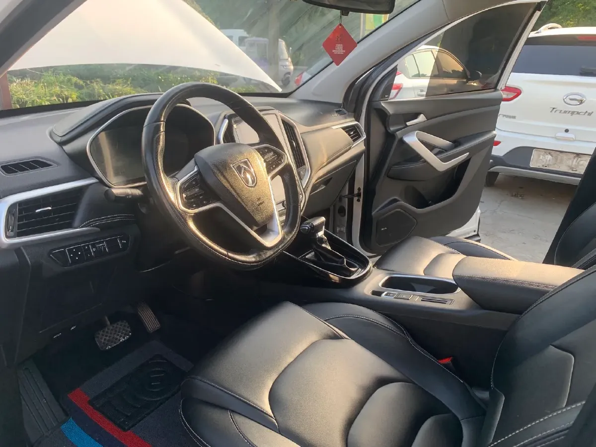 2020 HanTeng X5 1.5T 156HP L4 6AT,autocango,china used car exporter,china ev exporter,chinese used car exporter,chinese used ev exporter