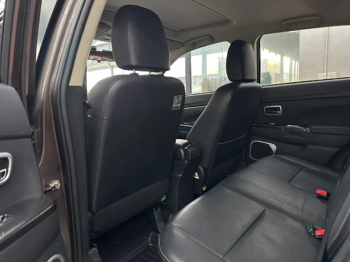 2018 Mitsubishi ASX 2.0L 167HP L4 CVT,autocango,china used car exporter,china ev exporter,chinese used car exporter,chinese used ev exporter