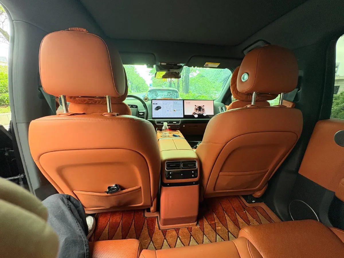 2025 Li L6 Range Extended 154HP L4 REEV,autocango,china used car exporter,china ev exporter,chinese used car exporter,chinese used ev exporter