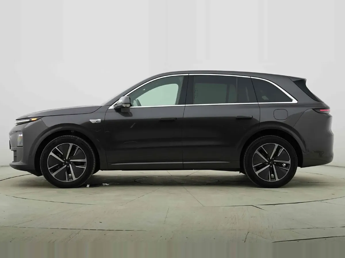 2025 Li L6 Range Extended 154HP L4 REEV,autocango,china used car exporter,china ev exporter,chinese used car exporter,chinese used ev exporter
