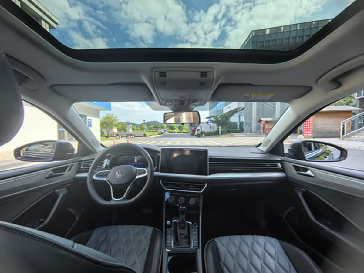 2023 Volkswagen Sagitar 1.5T 160HP L4 7DCT,autocango,china used car exporter,china ev exporter,chinese used car exporter,chinese used ev exporter