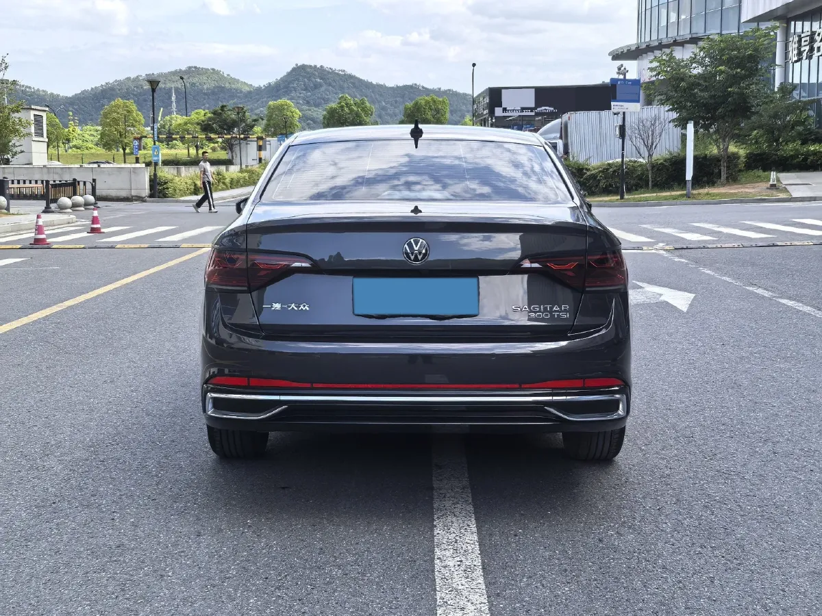 2023 Volkswagen Sagitar 1.5T 160HP L4 7DCT,autocango,china used car exporter,china ev exporter,chinese used car exporter,chinese used ev exporter