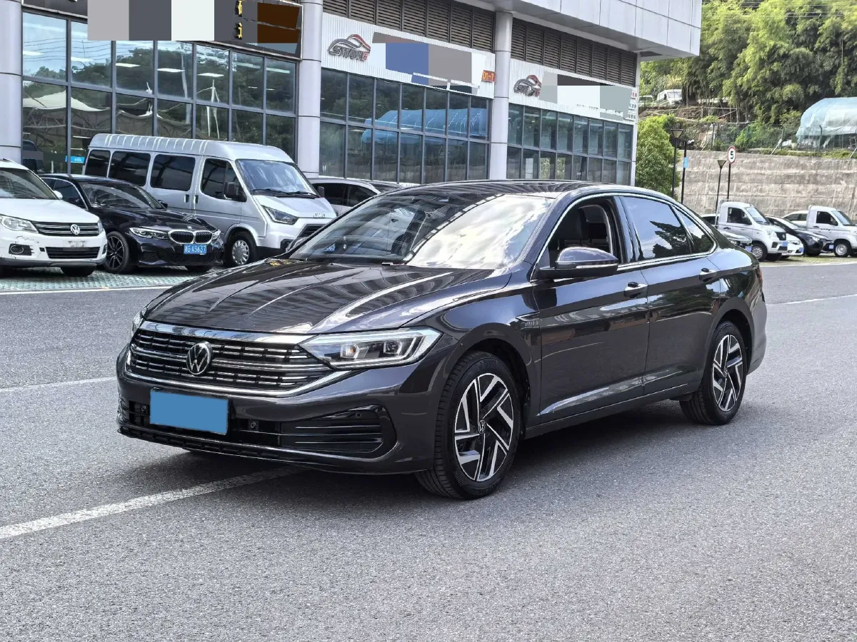 2023 Volkswagen Sagitar 1.5T 160HP L4 7DCT,autocango,china used car exporter,china ev exporter,chinese used car exporter,chinese used ev exporter
