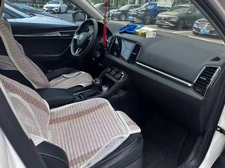 2019 Skoda Karoq 1.4T 150HP L4 7DCT,autocango,china used car exporter,china ev exporter,chinese used car exporter,chinese used ev exporter