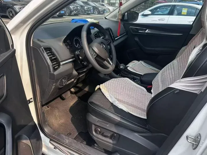 2019 Skoda Karoq 1.4T 150HP L4 7DCT,autocango,china used car exporter,china ev exporter,chinese used car exporter,chinese used ev exporter