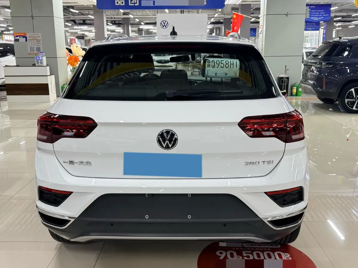 2022 Volkswagen T-Roc 1.4T 150HP L4 7DCT,autocango,china used car exporter,china ev exporter,chinese used car exporter,chinese used ev exporter