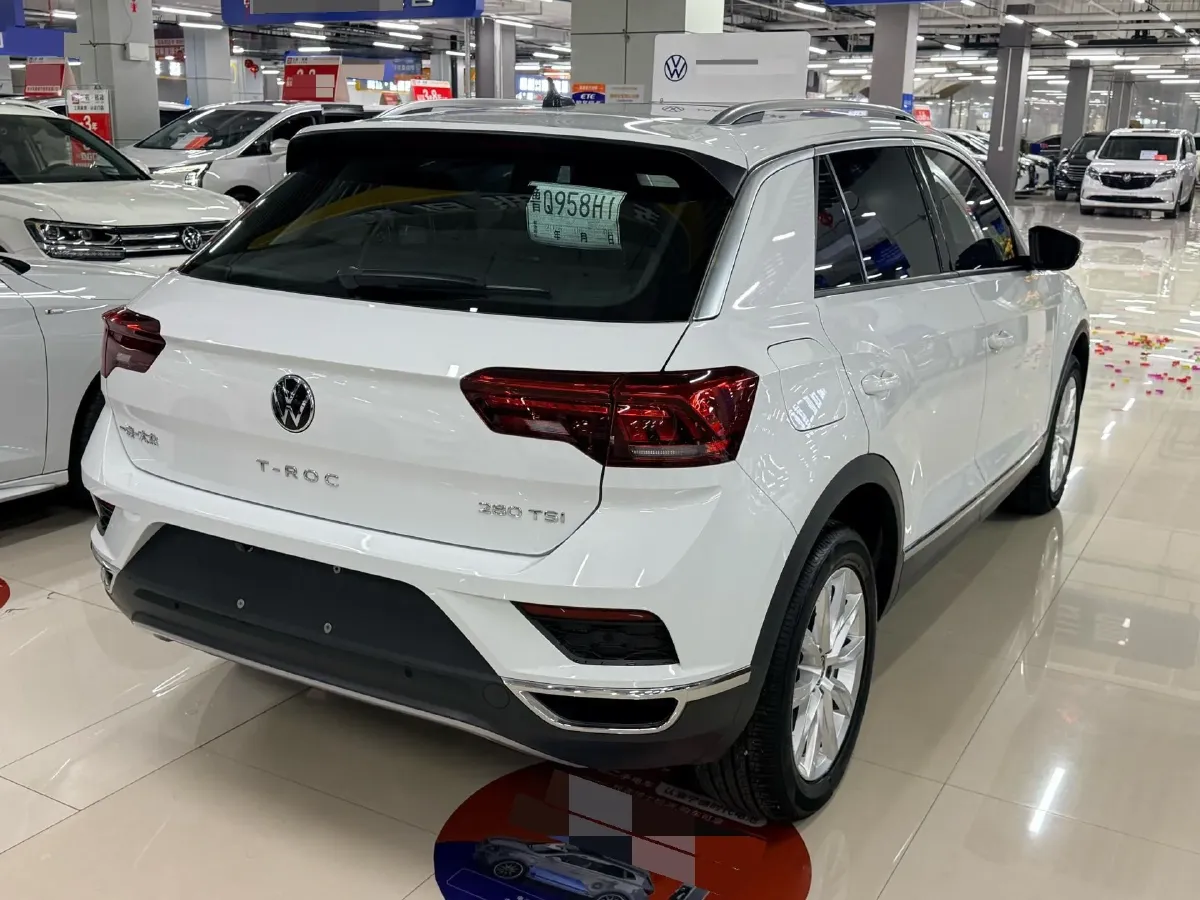 2022 Volkswagen T-Roc 1.4T 150HP L4 7DCT,autocango,china used car exporter,china ev exporter,chinese used car exporter,chinese used ev exporter