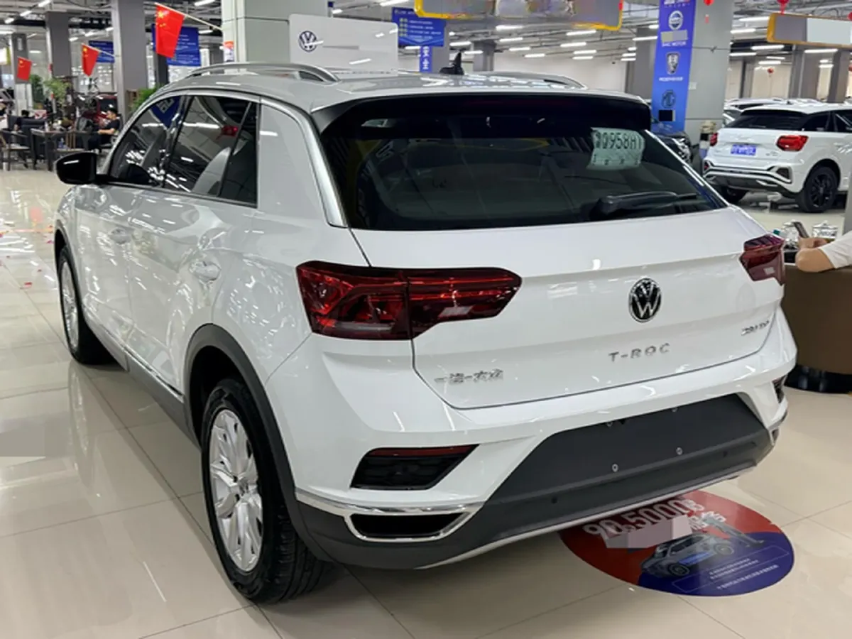 2022 Volkswagen T-Roc 1.4T 150HP L4 7DCT,autocango,china used car exporter,china ev exporter,chinese used car exporter,chinese used ev exporter