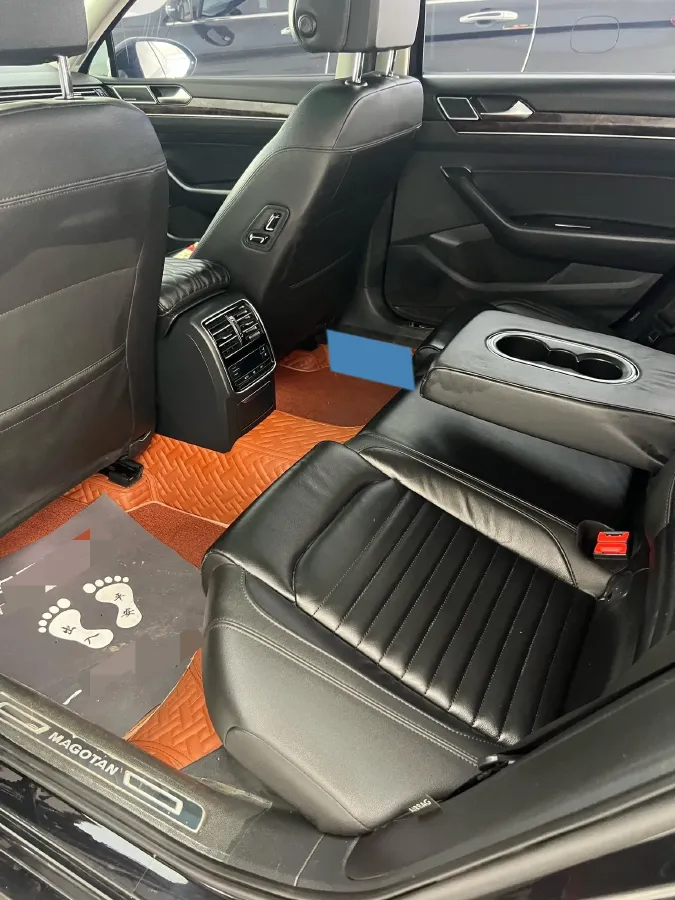 2018 Volkswagen Magotan 1.8T 180HP L4 7DCT,autocango,china used car exporter,china ev exporter,chinese used car exporter,chinese used ev exporter