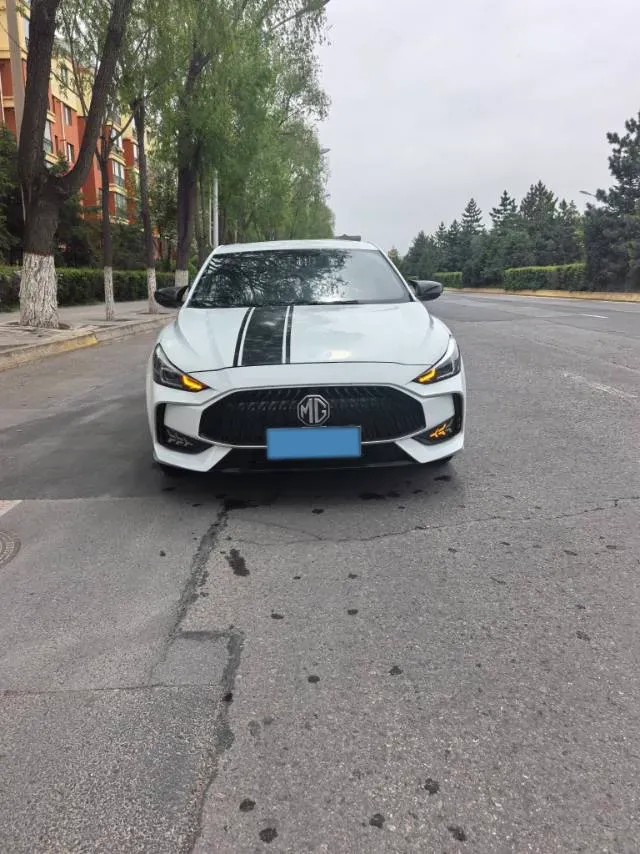 2021 MG 5 1.5L 120HP L4 5MT,autocango,china used car exporter,china ev exporter,chinese used car exporter,chinese used ev exporter