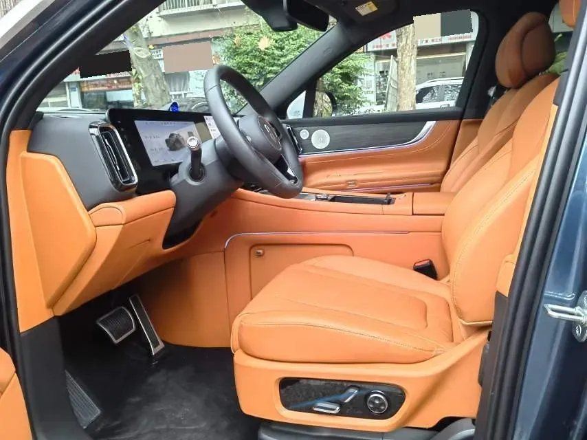2024 AITO AITO M9 1.5T 152HP L4 REEV 42KWH,autocango,china used car exporter,china ev exporter,chinese used car exporter,chinese used ev exporter