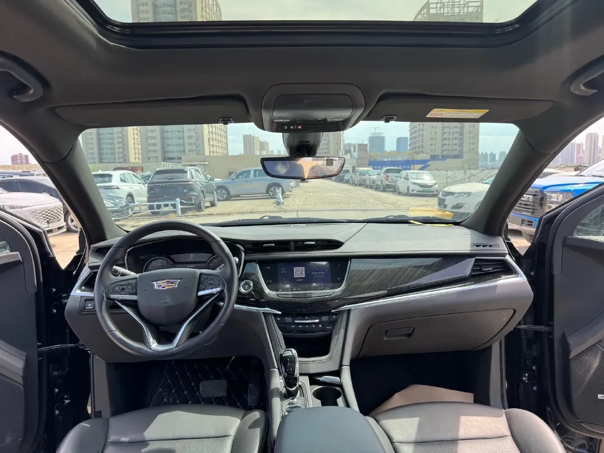 2021 Cadillac XT6 2.0T 237HP L4 9AT,autocango,china used car exporter,china ev exporter,chinese used car exporter,chinese used ev exporter