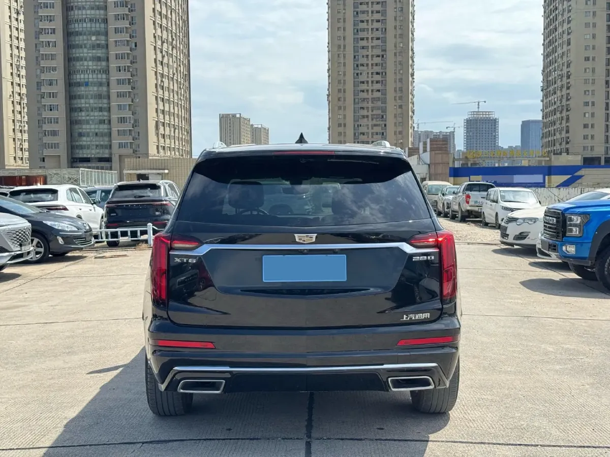 2021 Cadillac XT6 2.0T 237HP L4 9AT,autocango,china used car exporter,china ev exporter,chinese used car exporter,chinese used ev exporter