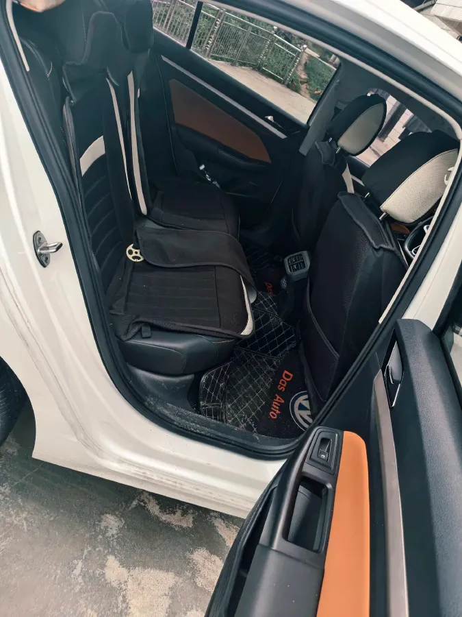 2023 Volkswagen Bora 1.2T 116HP L4 7DCT,autocango,china used car exporter,china ev exporter,chinese used car exporter,chinese used ev exporter