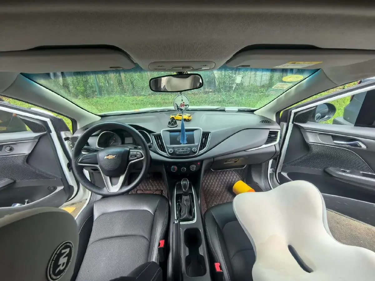2019 Chevrolet Cavalier 1.5L 113HP L4 6AT,autocango,china used car exporter,china ev exporter,chinese used car exporter,chinese used ev exporter