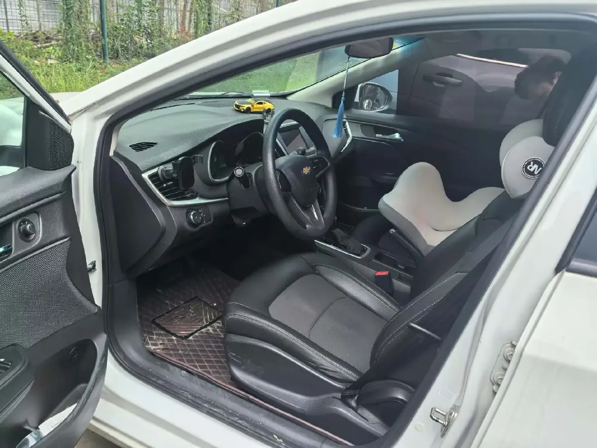 2019 Chevrolet Cavalier 1.5L 113HP L4 6AT,autocango,china used car exporter,china ev exporter,chinese used car exporter,chinese used ev exporter
