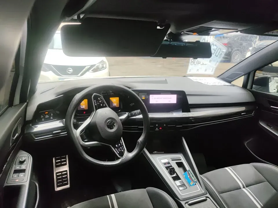 2023 Volkswagen Golf 1.4T 150HP L4 7DCT,autocango,china used car exporter,china ev exporter,chinese used car exporter,chinese used ev exporter