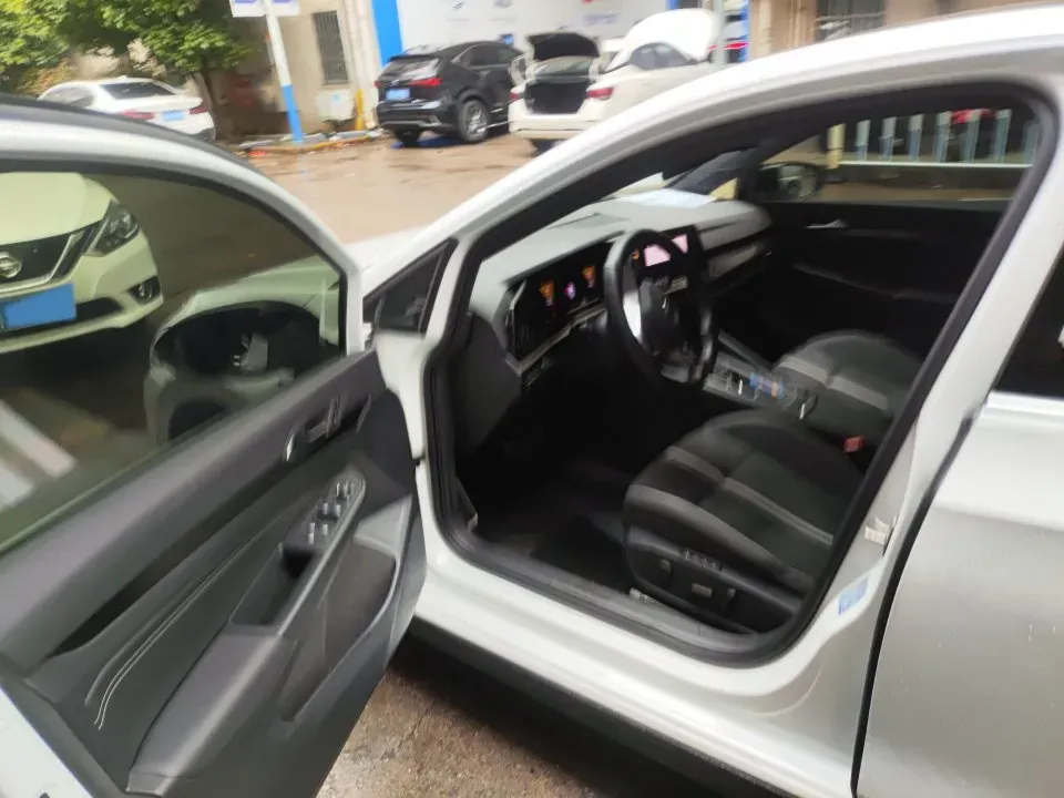 2023 Volkswagen Golf 1.4T 150HP L4 7DCT,autocango,china used car exporter,china ev exporter,chinese used car exporter,chinese used ev exporter