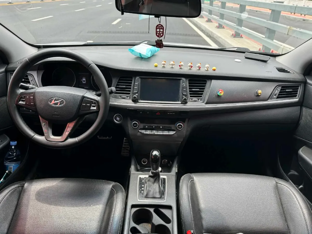 2017 Hyundai Mistra 1.6T 175HP L4 7DCT,autocango,china used car exporter,china ev exporter,chinese used car exporter,chinese used ev exporter