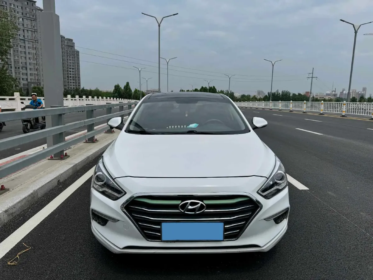 2017 Hyundai Mistra 1.6T 175HP L4 7DCT,autocango,china used car exporter,china ev exporter,chinese used car exporter,chinese used ev exporter