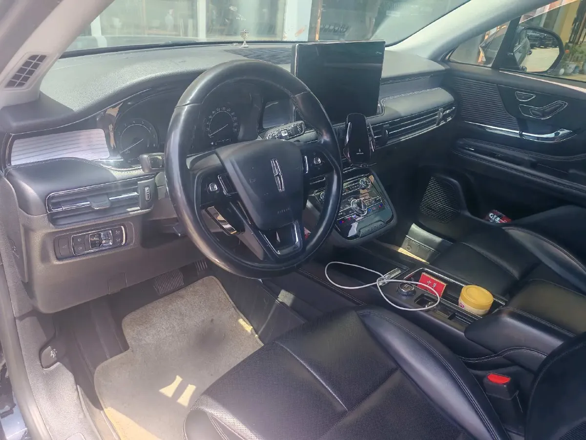 2021 Lincoln Corsair 2.0T 245HP L4 8AT,autocango,china used car exporter,china ev exporter,chinese used car exporter,chinese used ev exporter