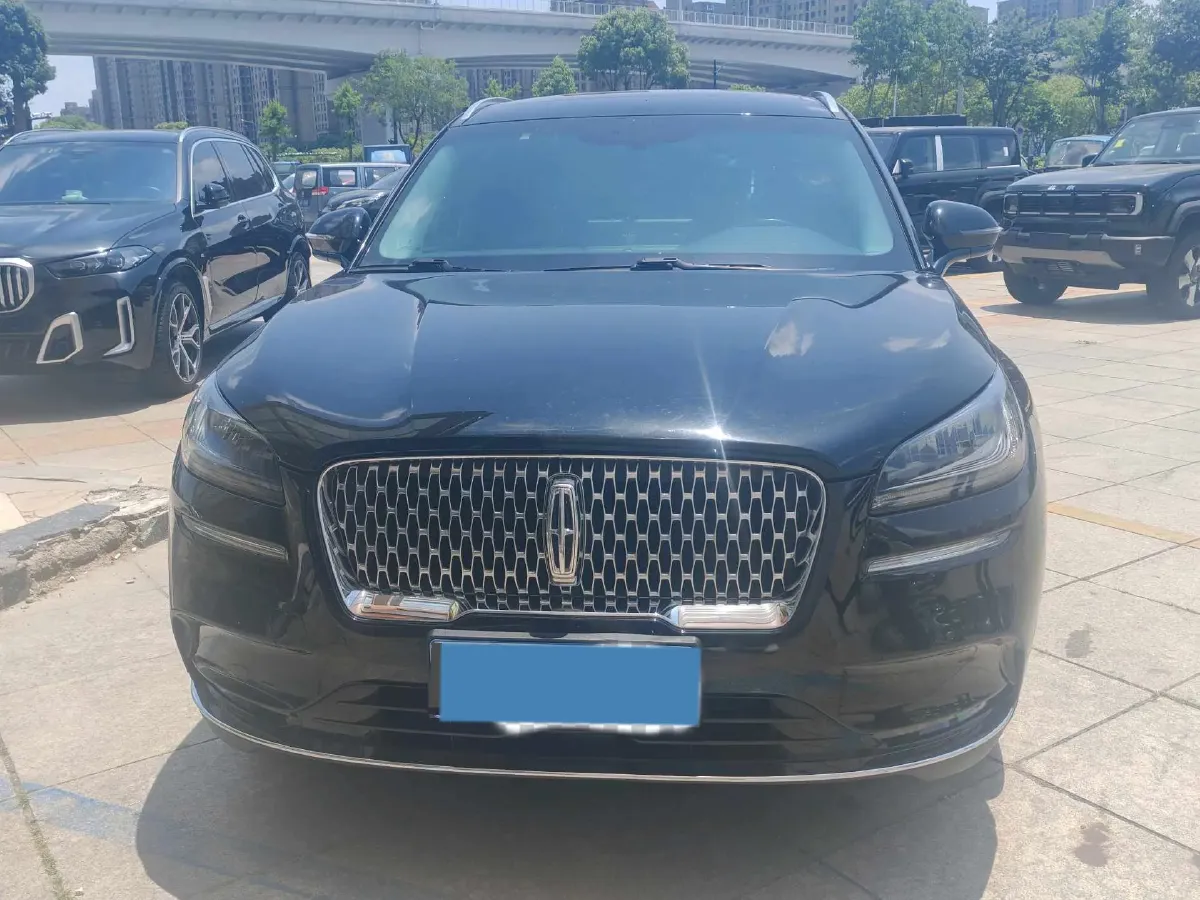 2021 Lincoln Corsair 2.0T 245HP L4 8AT,autocango,china used car exporter,china ev exporter,chinese used car exporter,chinese used ev exporter
