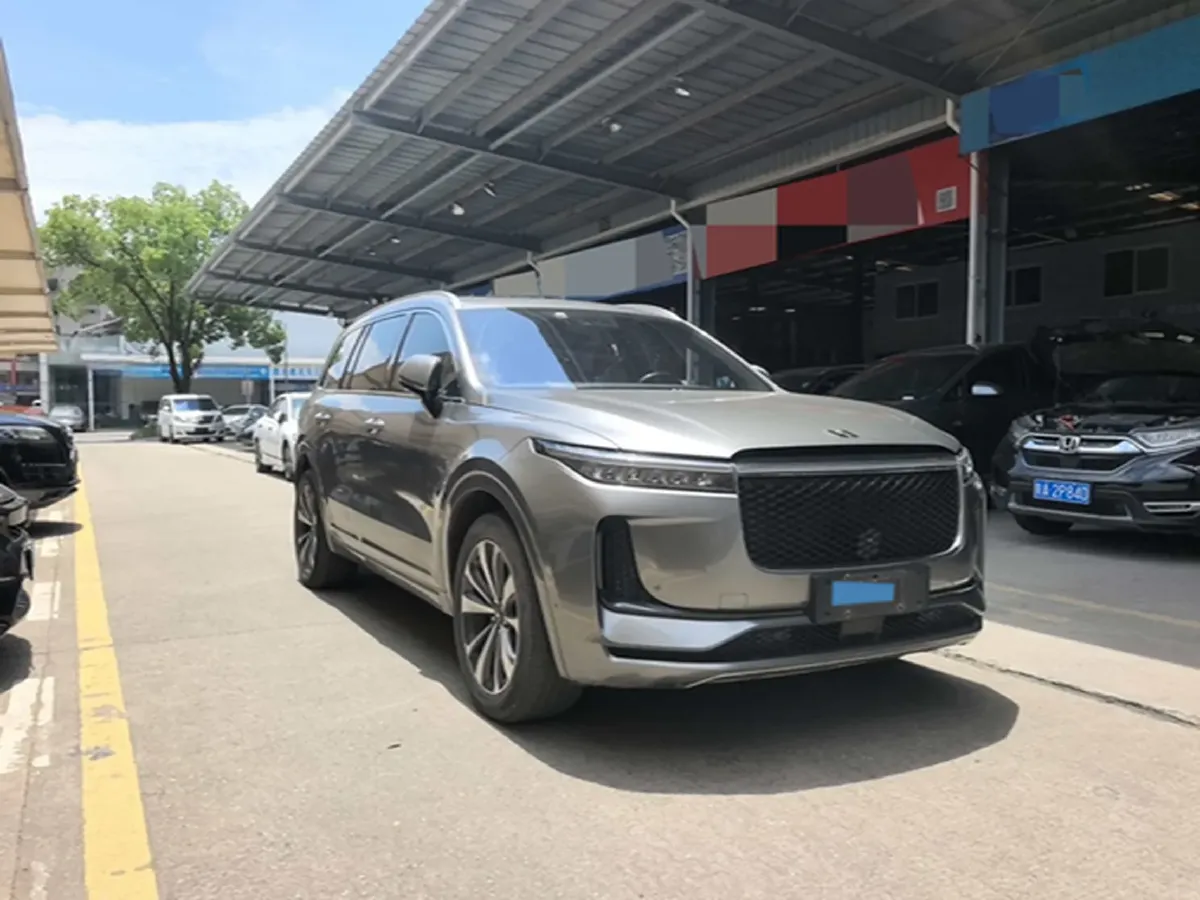 2020 Li ONE Range Extended 131HP REEV 40.5KWH,autocango,china used car exporter,china ev exporter,chinese used car exporter,chinese used ev exporter