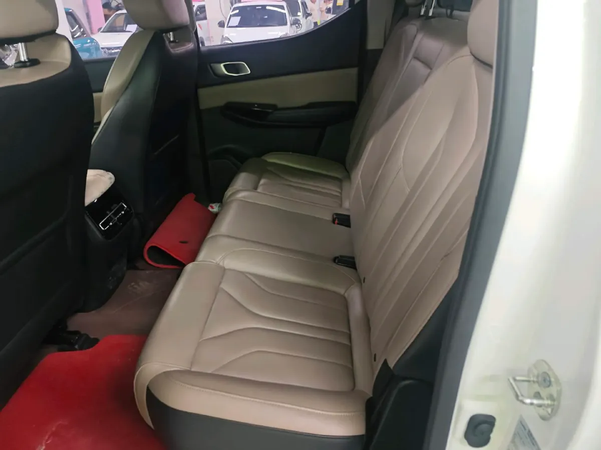 2024 ChangAn Hunter 2.0T 190HP L4 REEV 31.18KWH,autocango,china used car exporter,china ev exporter,chinese used car exporter,chinese used ev exporter