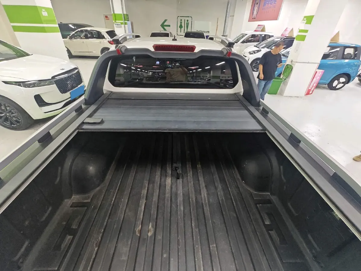 2024 ChangAn Hunter 2.0T 190HP L4 REEV 31.18KWH,autocango,china used car exporter,china ev exporter,chinese used car exporter,chinese used ev exporter