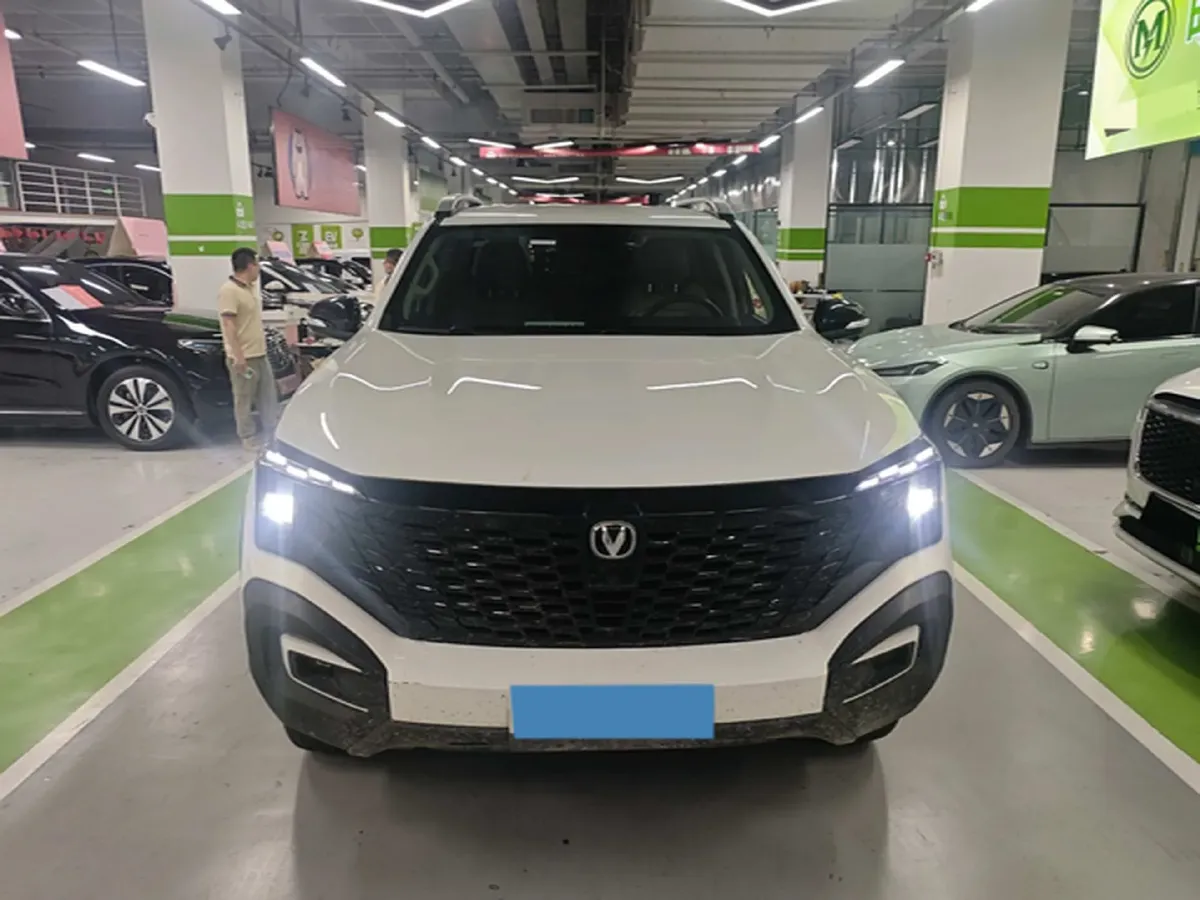 2024 ChangAn Hunter 2.0T 190HP L4 REEV 31.18KWH,autocango,china used car exporter,china ev exporter,chinese used car exporter,chinese used ev exporter