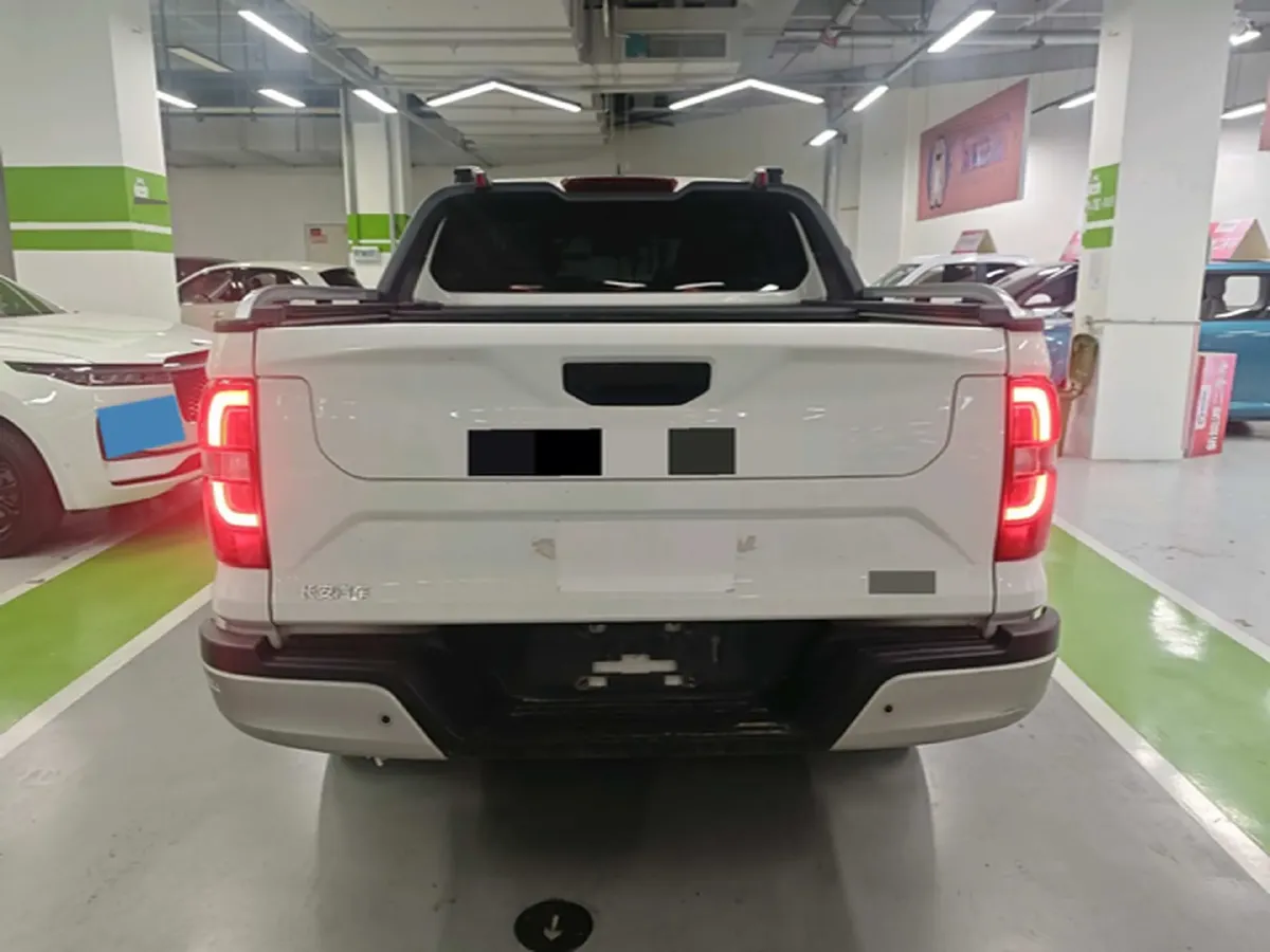2024 ChangAn Hunter 2.0T 190HP L4 REEV 31.18KWH,autocango,china used car exporter,china ev exporter,chinese used car exporter,chinese used ev exporter