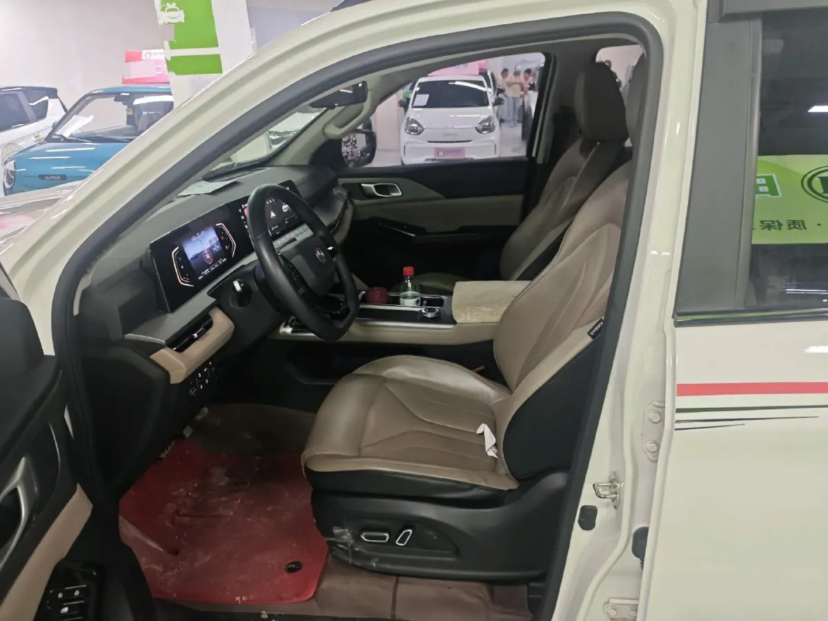 2024 ChangAn Hunter 2.0T 190HP L4 REEV 31.18KWH,autocango,china used car exporter,china ev exporter,chinese used car exporter,chinese used ev exporter