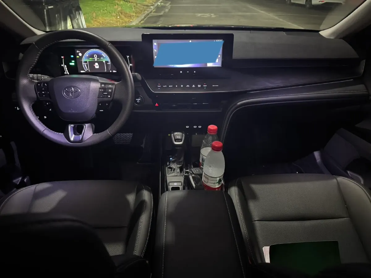 2026 Toyota Camry 2.0L 152HP L4 E-CVT Hybrid,autocango,china used car exporter,china ev exporter,chinese used car exporter,chinese used ev exporter