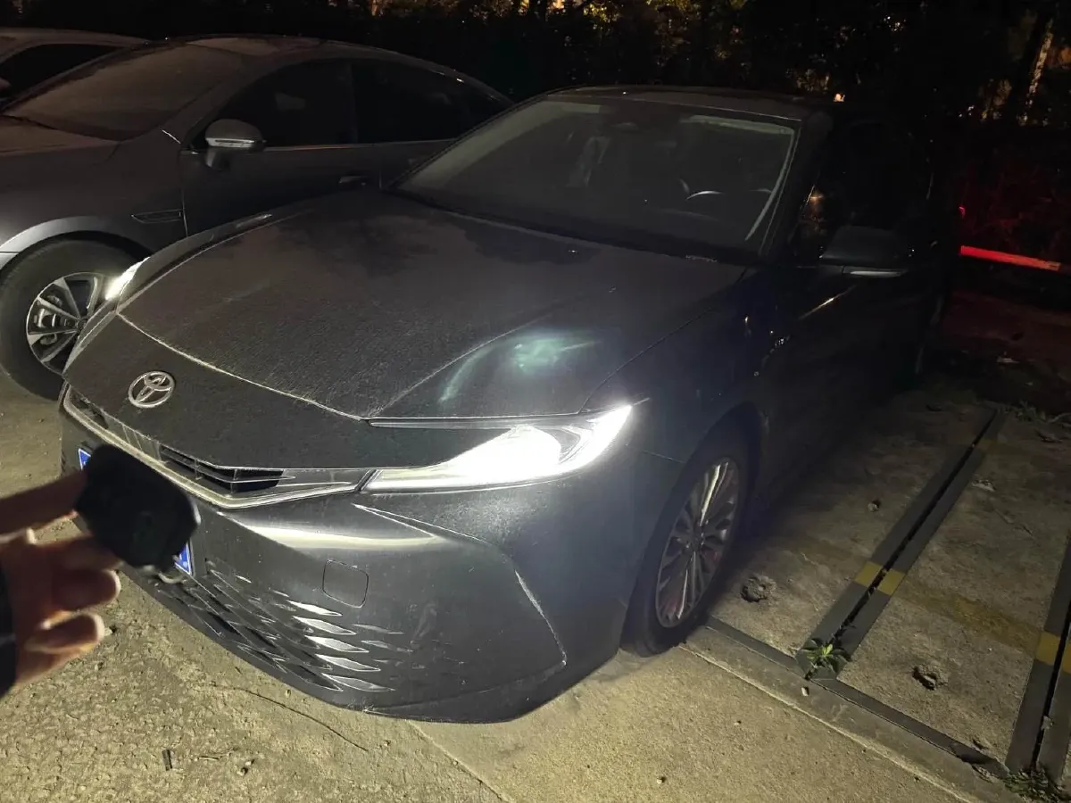2026 Toyota Camry 2.0L 152HP L4 E-CVT Hybrid,autocango,china used car exporter,china ev exporter,chinese used car exporter,chinese used ev exporter