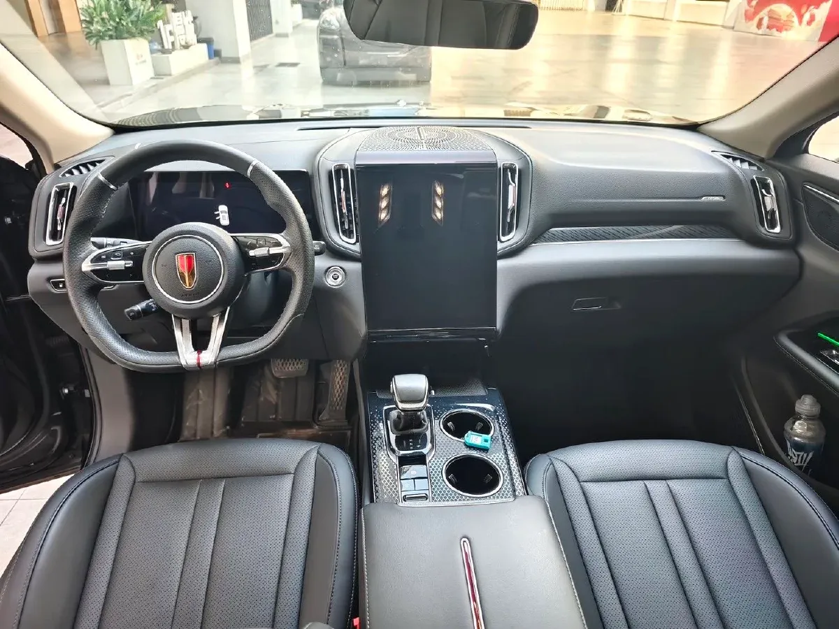 2024 HongQi HS3 1.5T 169HP L4 1DHT PHEV 18.4KWH,autocango,china used car exporter,china ev exporter,chinese used car exporter,chinese used ev exporter