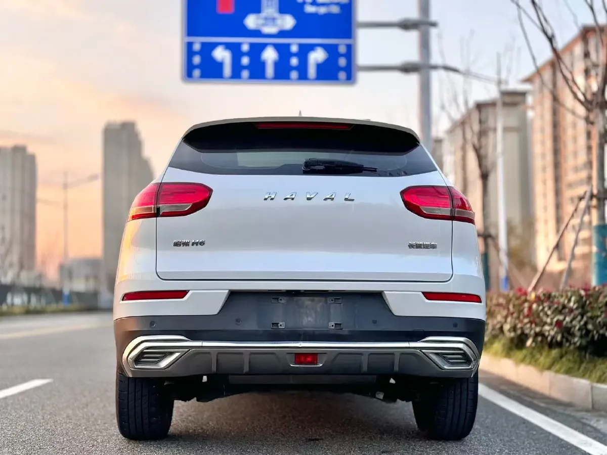 2021 Haval H6 1.5T 169HP L4 7DCT,autocango,china used car exporter,china ev exporter,chinese used car exporter,chinese used ev exporter